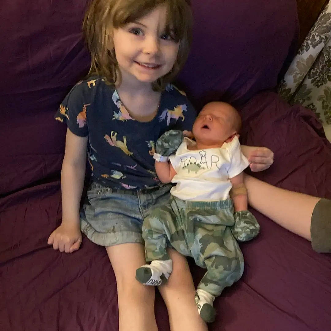 Frances is registered to the contest to win money with this photo: cheek, comfort, eye, facial_expression, finger, hairstyle, happy, head, iris, joy, lap, leg, mouth, muscle, nose, organ, person, skin, smile, standing