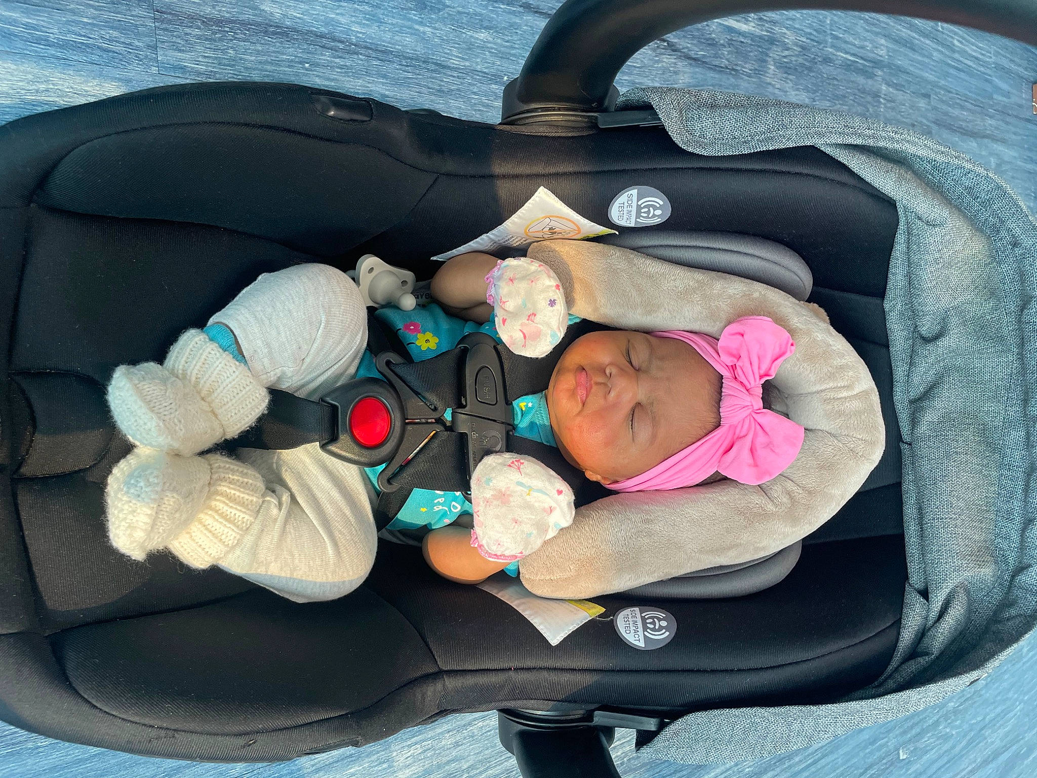 Charlie joined the competition — help win amazing prizes! auto_part, baby, baby_carriage, baby_in_car_seat, baby_products, baby_safety, baby_sleeping, baby_toddler_clothing, bag, car, car_seat, car_seat_cover, child, comfort, headwear, infant_bed, linens, person, product, textile