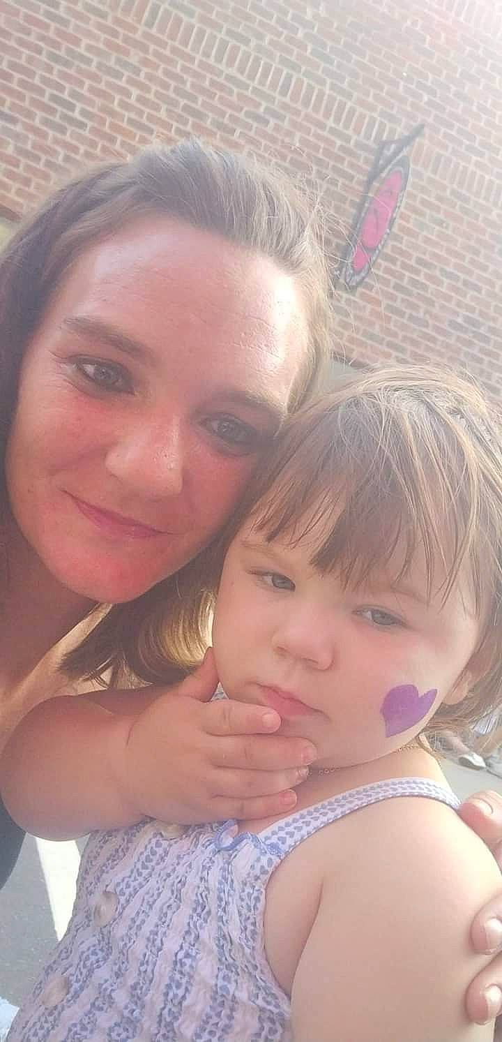 Madilynn is registered to the contest to win money with this photo: cheek, chin, ear, eye, eyebrow, eyelash, face, gesture, hair, hairstyle, hand, happy, head, iris, joy, lip, mouth, nose, organ, person