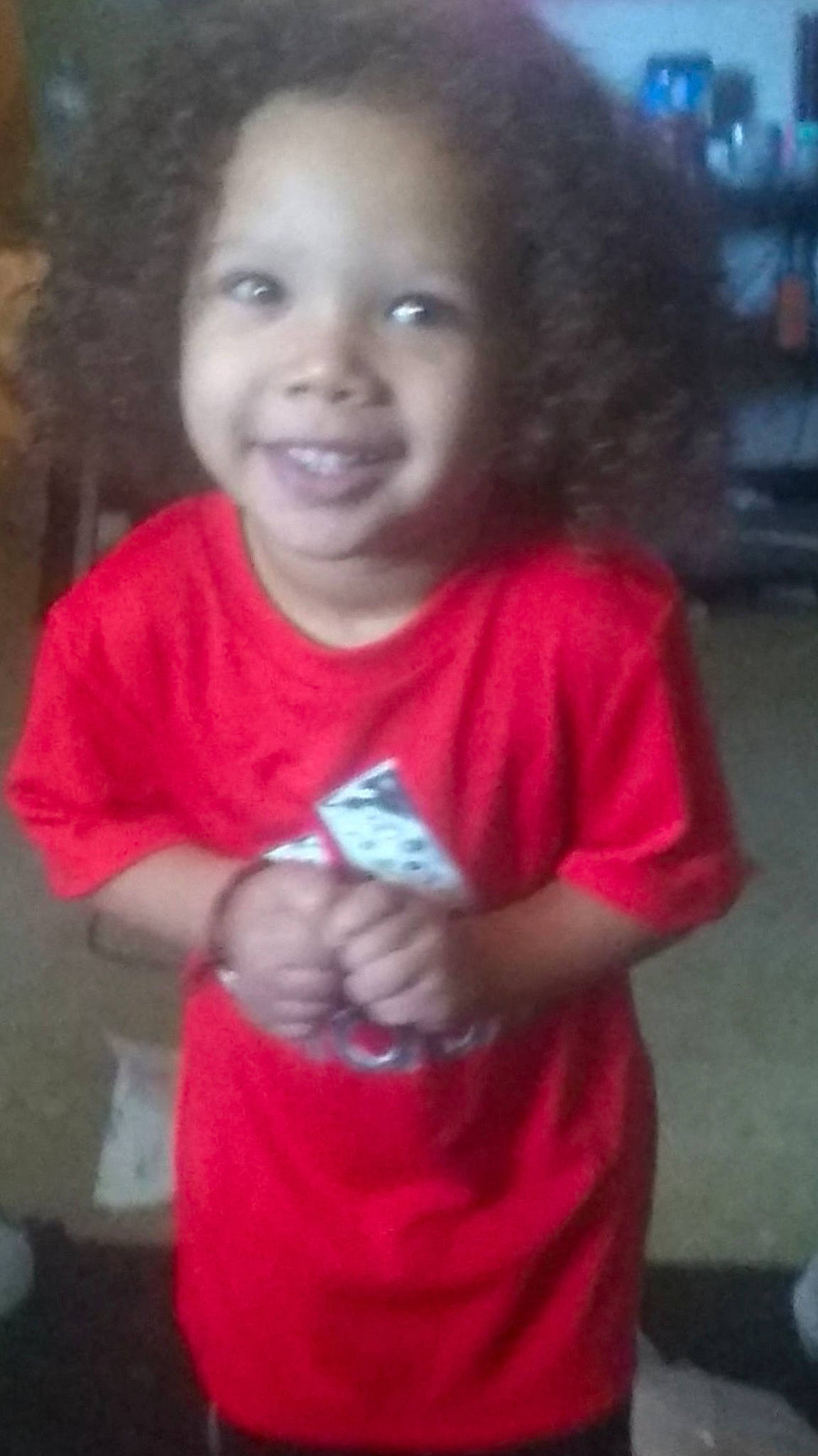 Archelaus is registered to the contest to win money with this photo: arm, baby_toddler_clothing, cheek, elbow, eye, face, finger, fun, gesture, hair, happy, iris, joy, lip, mouth, nose, person, sleeve, smile, t_shirt