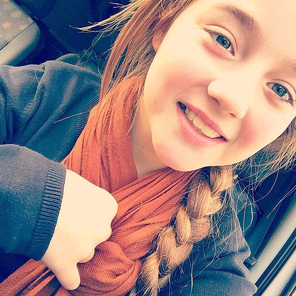 Manon participe au concours pour gagner de l'argent avec cette photo :