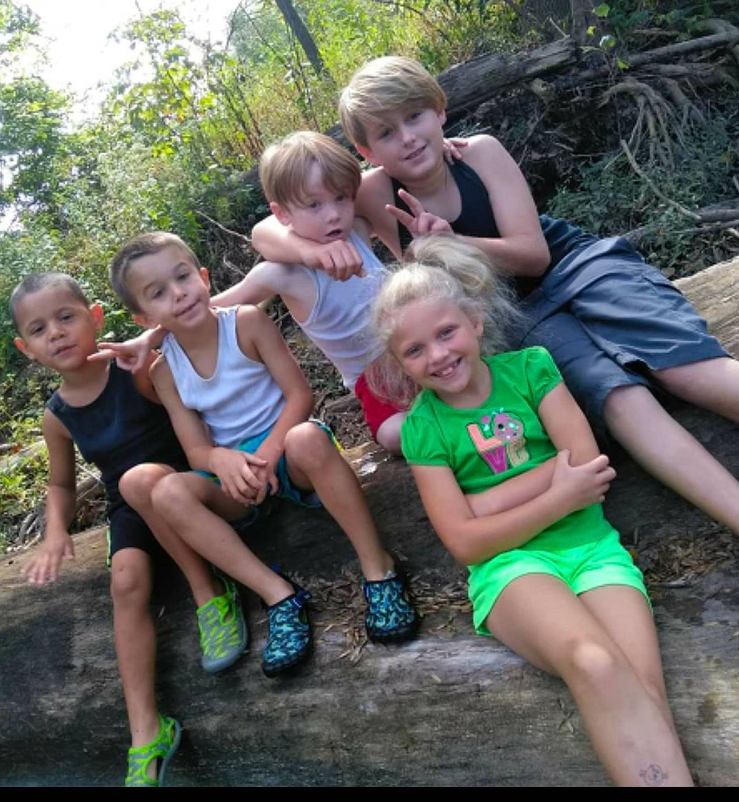 Mercedez joined the competition — help win amazing prizes! adventure, child, day, fun, girl, joy, leisure, people, person, plant, play, race, recreation, smile, social_group, style, summer, team, tree, vacation