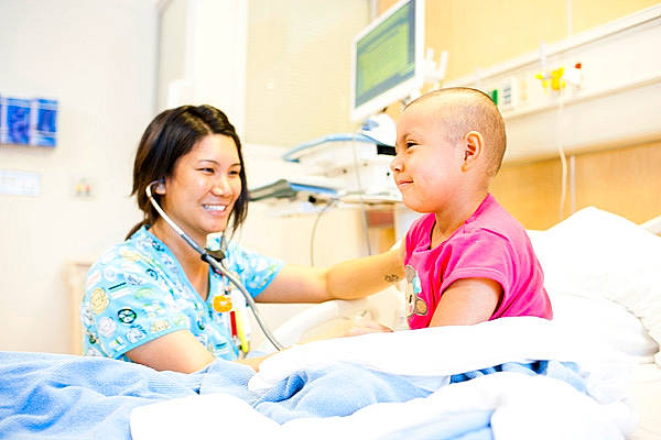 Akaela is registered to the contest to win money with this photo: baby, birth, child, clinic, ear, health_care, health_care_provider, hospital, joy, medical, medical_assistant, medical_equipment, nurse, nursing, patient, pediatrics, person, physician, room, service