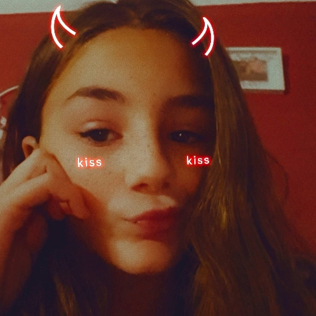 Shanysse participe au concours pour gagner de l'argent avec cette photo : beauty, brown, cheek, chin, ear, eye, eyebrow, eyelash, face, forehead, hair, hairstyle, head, human, jaw, lip, nose, organ, person, selfie