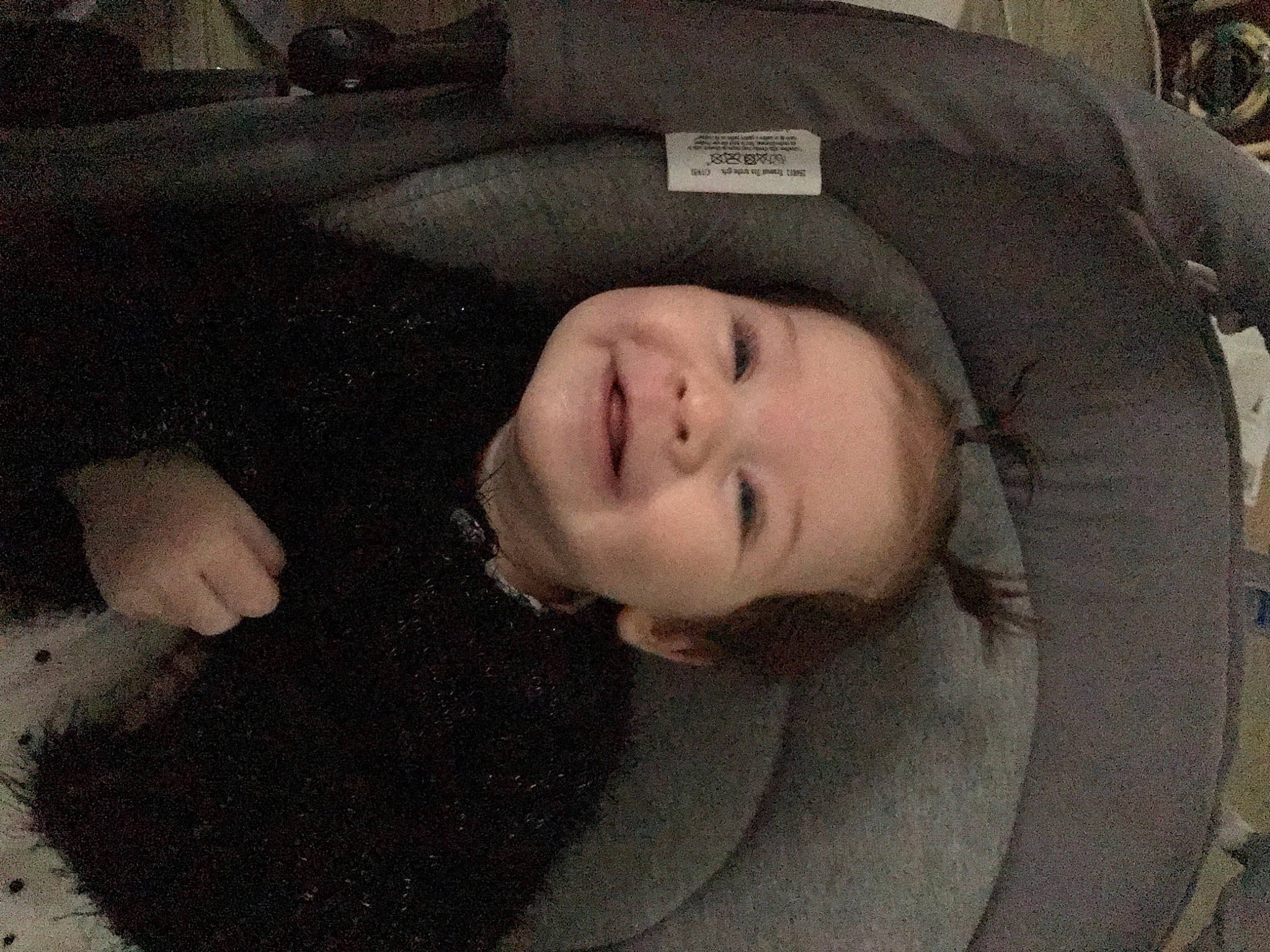 Kaylie a rejoint le concours — aidez-le/la à gagner de superbes lots ! cheek, child, comfort, eyebrow, eyelash, flooring, fun, fur, happy, head, jaw, joy, linens, person, polar_fleece, sleeve, smile, toddler