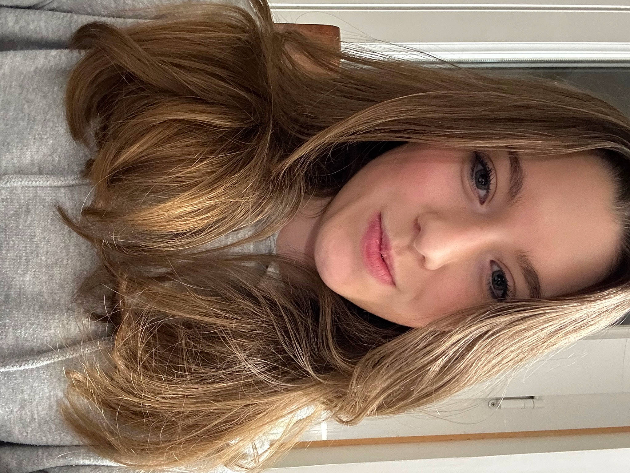 Louisa a rejoint le concours — aidez-le/la à gagner de superbes lots ! blond, cheek, cool, eye, eyebrow, eyelash, flash_photography, happy, head, iris, jaw, joy, layered_hair, lip, long_hair, makeover, nose, person, selfie, skin