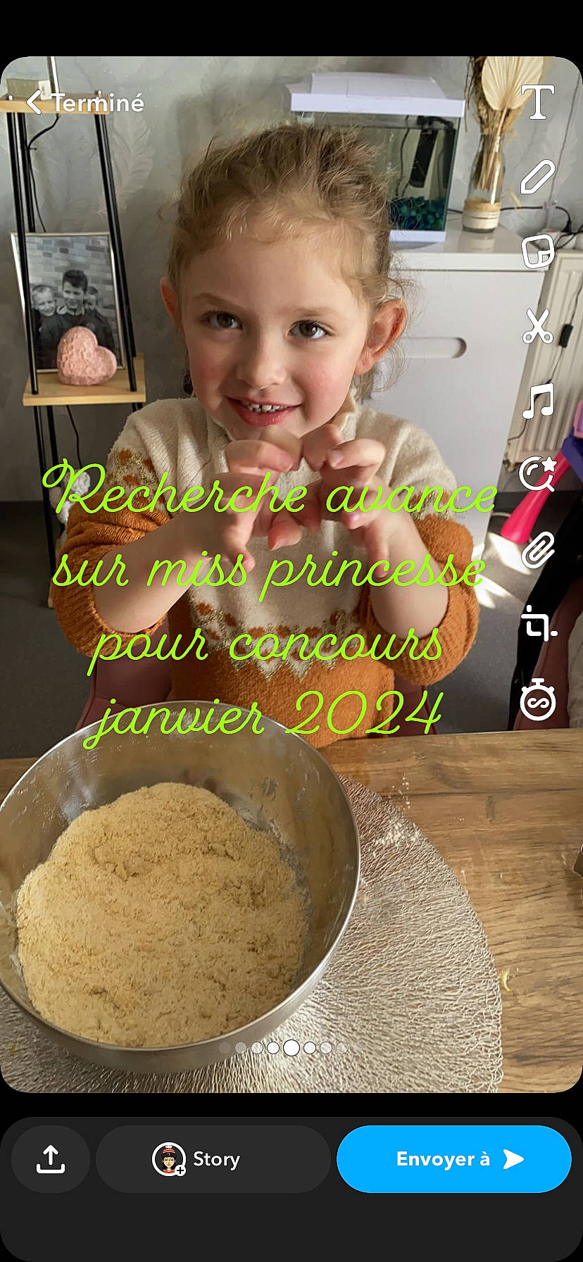 Kiana a rejoint le concours — aidez-le/la à gagner de superbes lots ! baking, child, comfort_food, cooking, cuisine, dish, face, flooring, food, happy, home_appliance, ingredient, joy, person, photo_caption, recipe, smile, superfood, sweetness, tableware