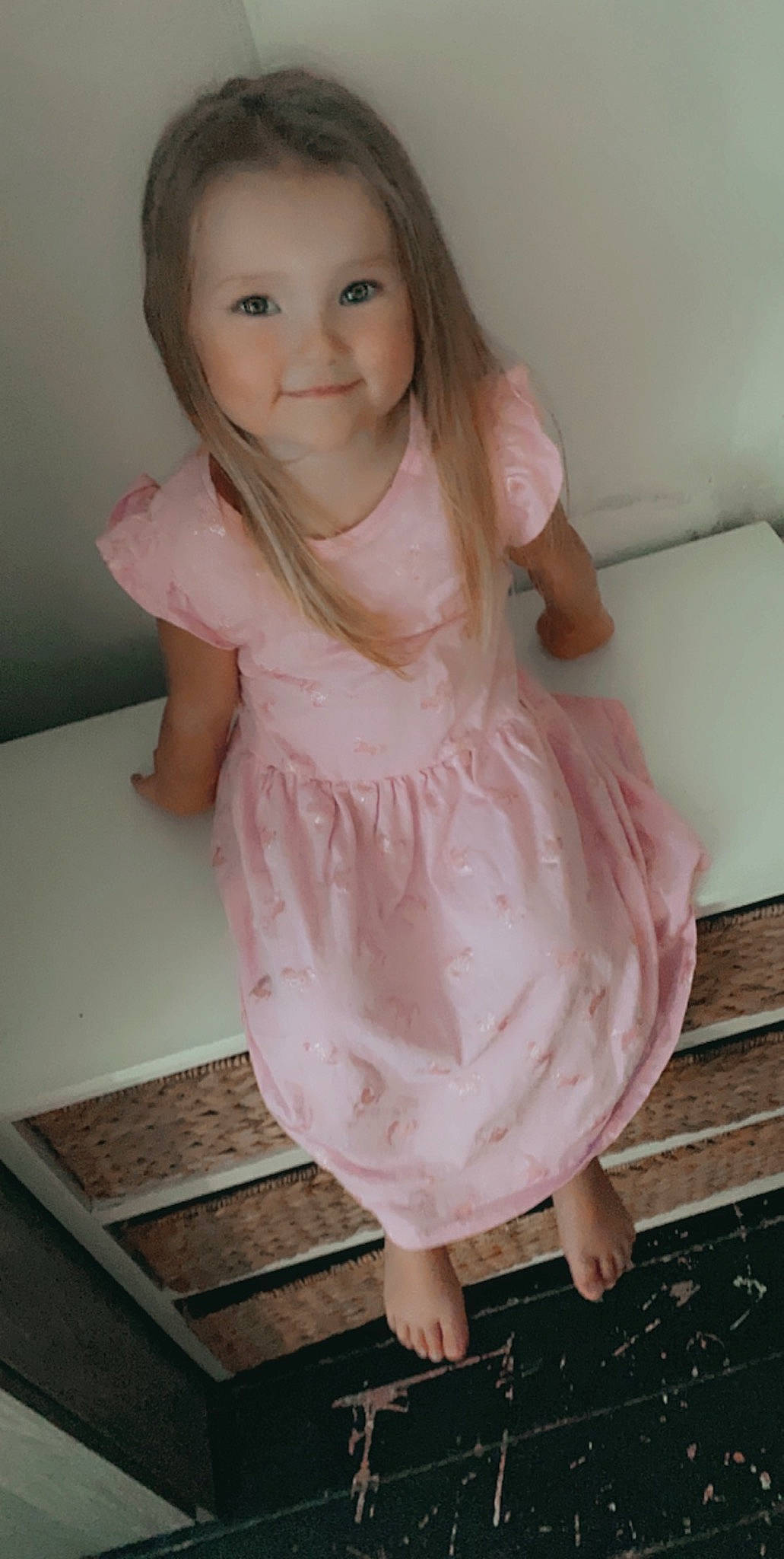 Eleana participe au concours pour gagner de l'argent avec cette photo : baby_toddler_clothing, child_model, day_dress, dress, embellishment, fawn, floor, foot, joy, one_piece_garment, person, pink, shoulder, skin, standing, toddler