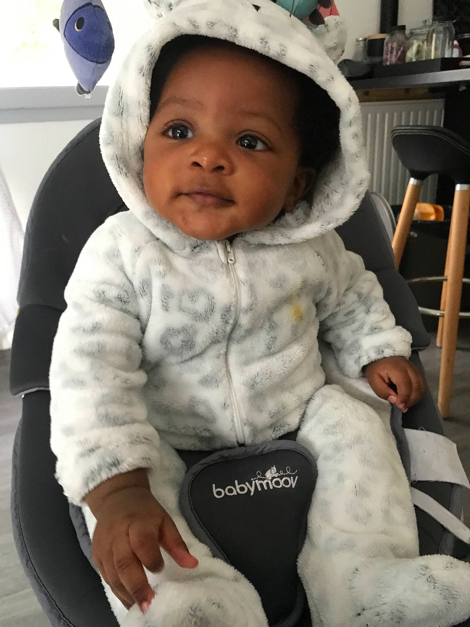 Devon a rejoint le concours — aidez-le/la à gagner de superbes lots ! baby, baby_toddler_clothing, child, outerwear, person, toddler