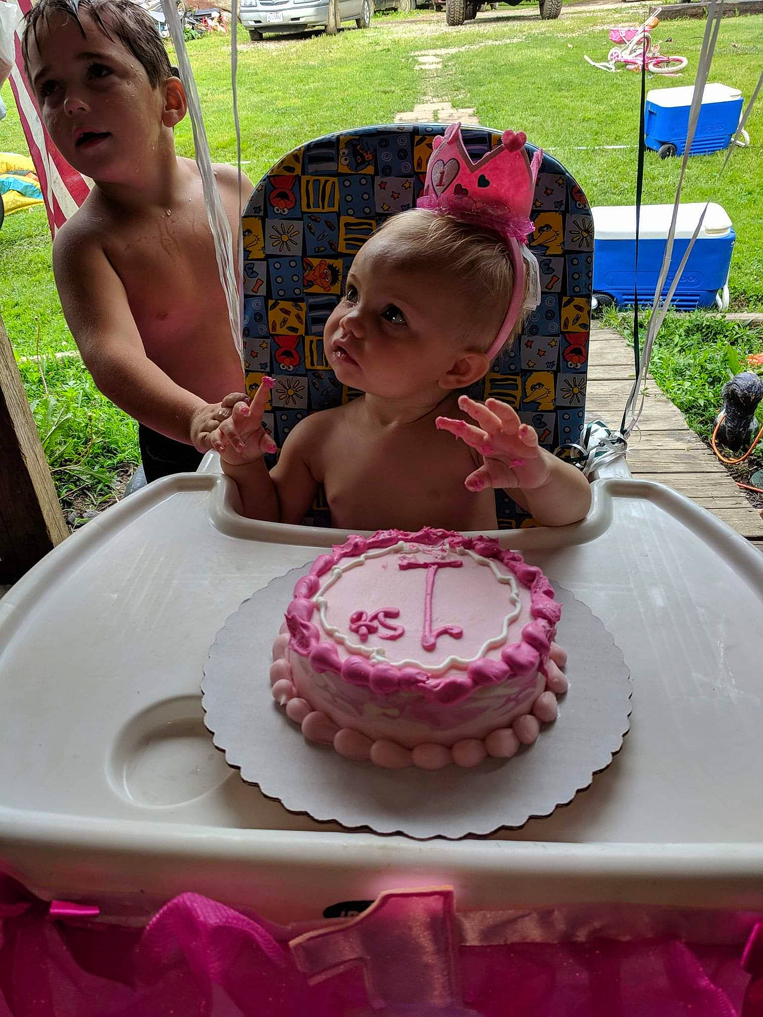 Jordynn Nevaeh joined the competition — help win amazing prizes! baked_goods, baking, birthday, birthday_cake, buttercream, cake, cake_decorating, child, dessert, fondant, food, fun, icing, party, pasteles, person, pink, royal_icing, sugar_paste, sweetness