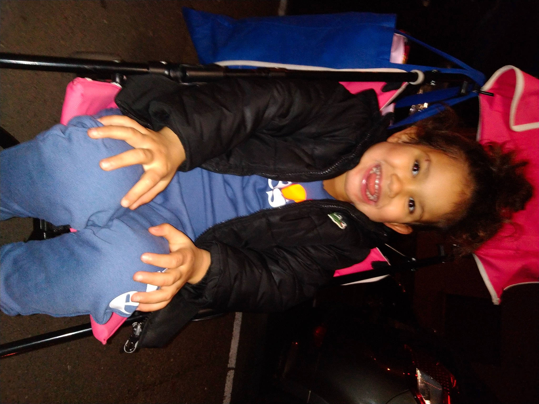 Séréna a rejoint le concours — aidez-le/la à gagner de superbes lots ! fun, joy, person