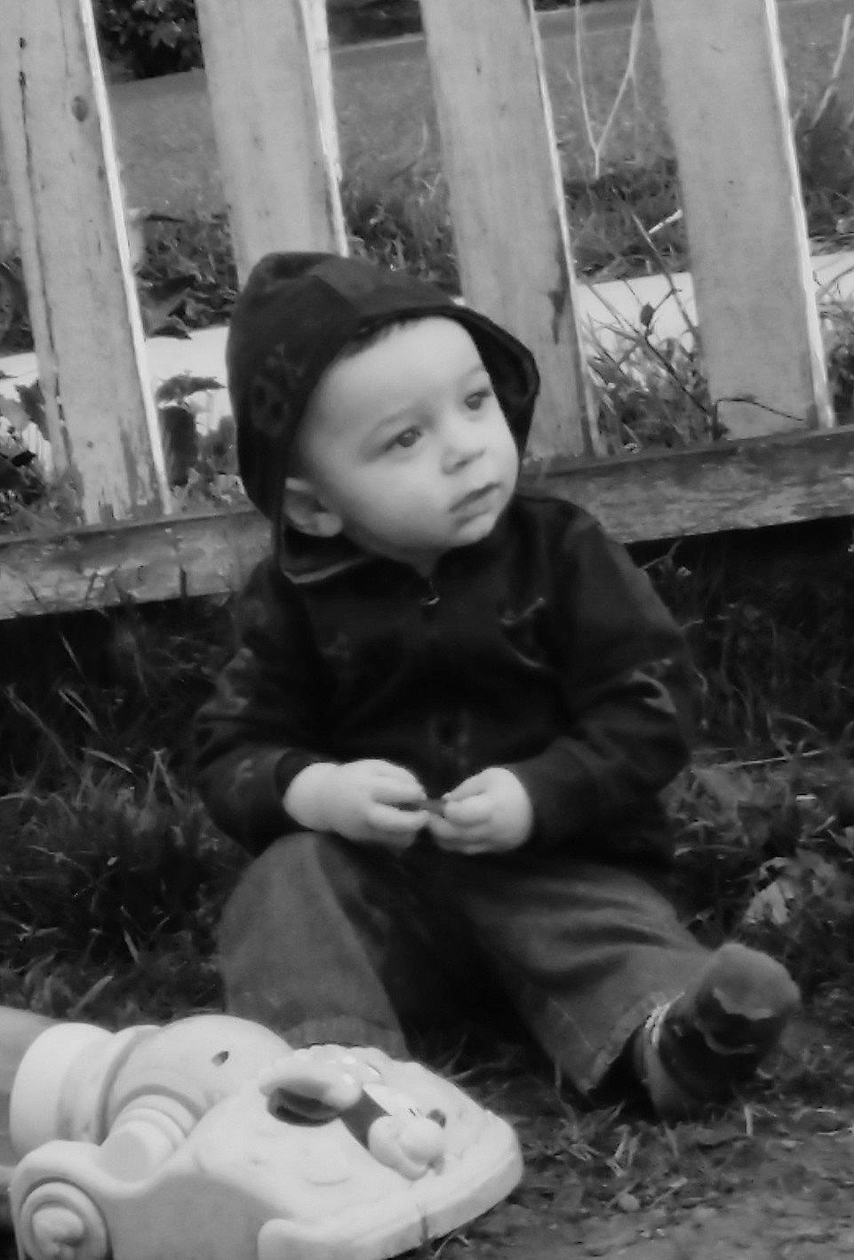 Jakob is registered to the contest to win money with this photo: black, black_and_white, child, emotion, girl, head, infant, monochrome, monochrome_photography, person, photograph, photography, portrait_photography, sitting, smile, snapshot, toddler