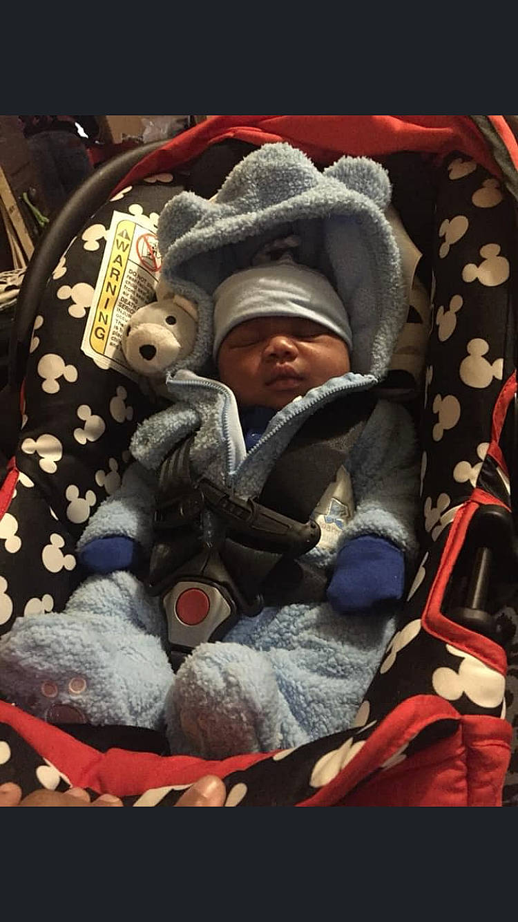 Elijah Aka Fat Daddy is registered to the contest to win money with this photo: headwear, person