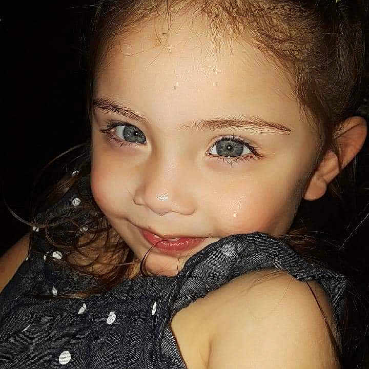 Daylene Idaly is registered to the contest to win money with this photo: beauty, black_hair, brown_hair, cheek, child_model, chin, eye, eyebrow, eyelash, face, forehead, girl, hairstyle, head, jaw, lip, long_hair, nose, person, skin