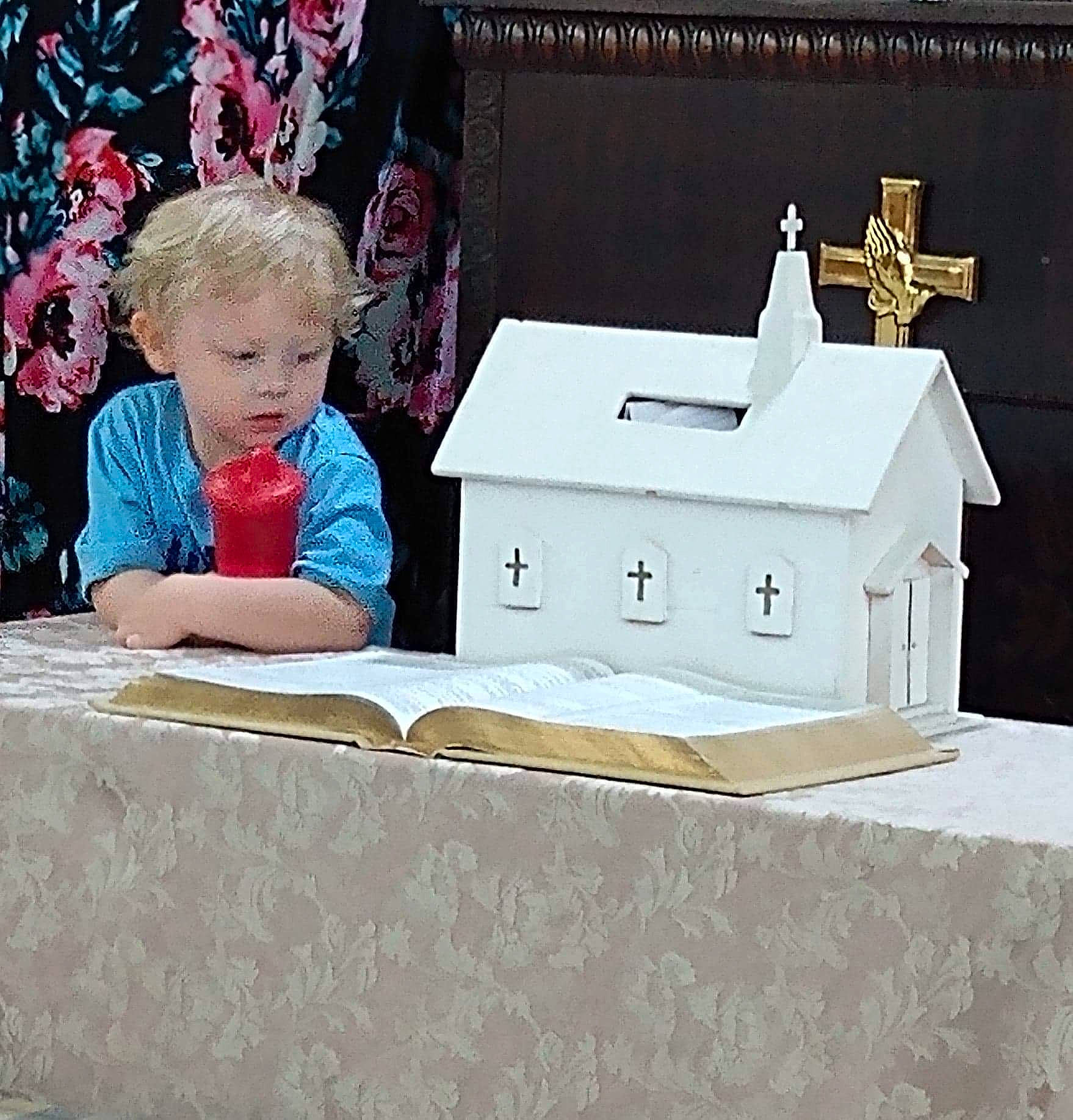 Bentlee joined the competition — help win amazing prizes! baby, child, christmas_eve, event, flower, fun, house, jacket, person, play, room, sitting, suit, t_shirt, toddler, vintage_clothing, winter