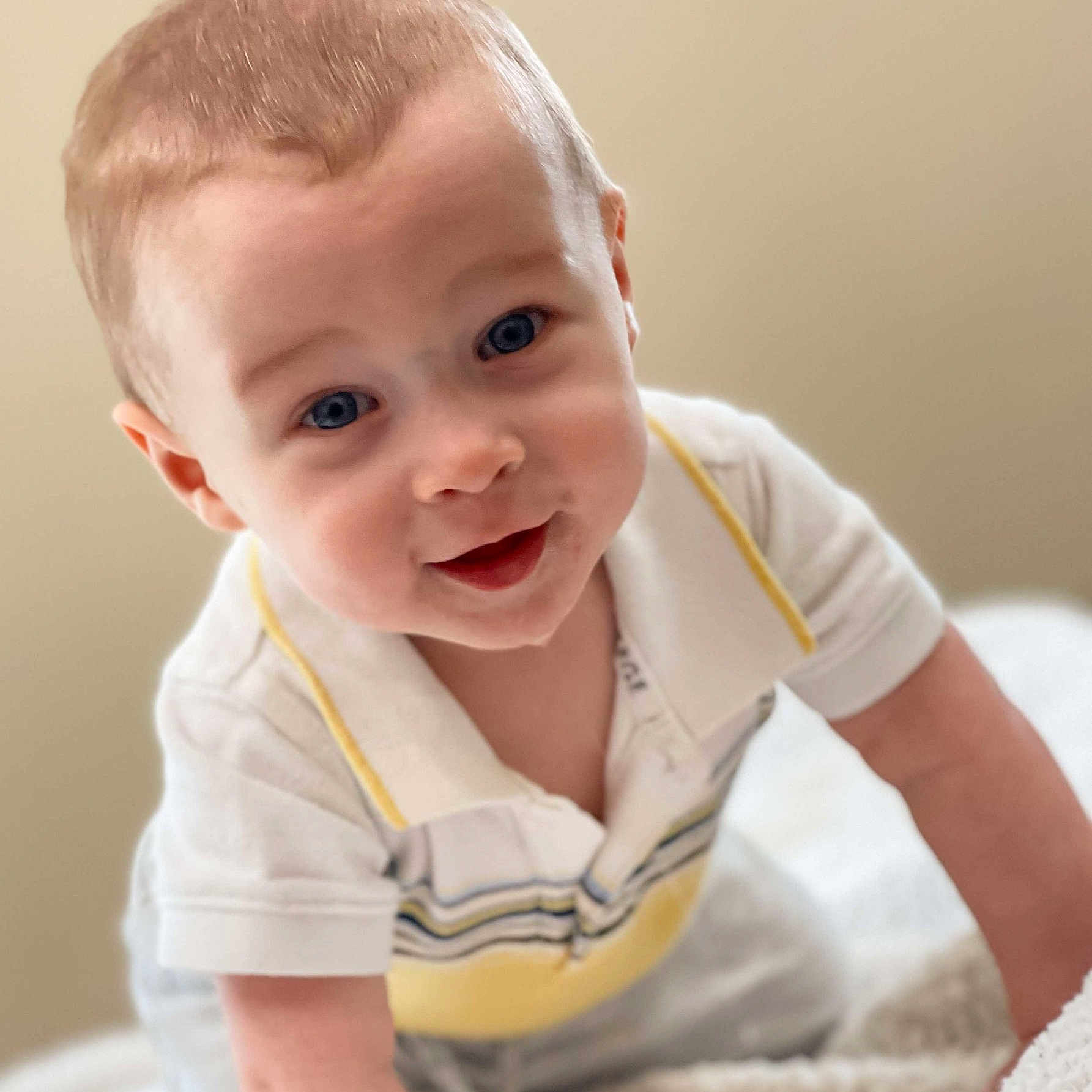 Luke joined the competition — help win amazing prizes! baby, babycrawling, crawling, face, happy, head, person, smile