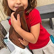 Violet is registered to the contest to win money with this photo: