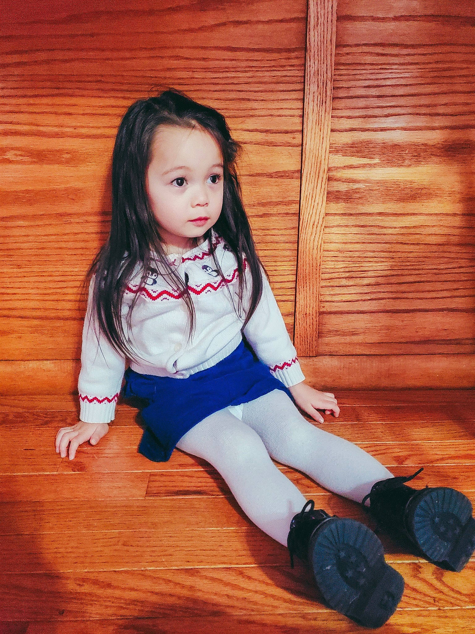 Aurora Christina is registered to the contest to win money with this photo: baby_toddler_clothing, flash_photography, floor, flooring, footwear, happy, hardwood, human_leg, knee, person, shoe, skin, sleeve, sock, standing, t_shirt, thigh, toddler, waist, wood