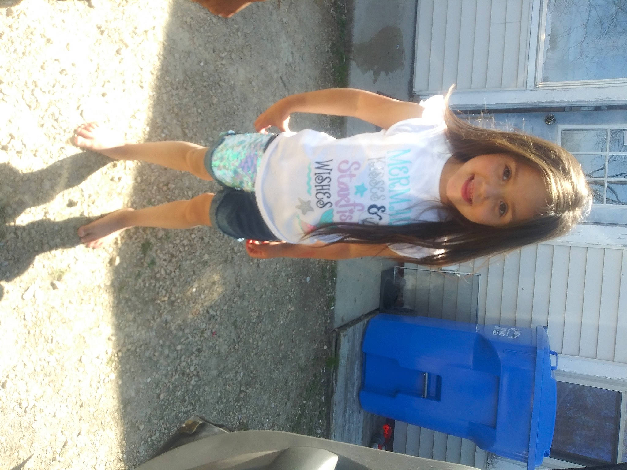 Ali'Yana is registered to the contest to win money with this photo: blue, child, electric_blue, fun, human_leg, joy, leisure, person, plastic, smile, thigh, toddler, vacation, water, wrist