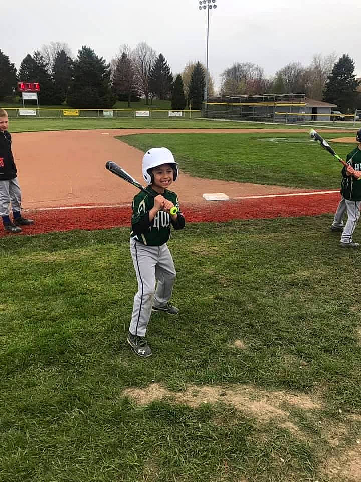 Donald is registered to the contest to win money with this photo: ball_game, baseball, baseball_bat, baseball_equipment, baseball_field, baseball_park, baseball_player, baseball_positions, baseball_protective_gear, baseball_uniform, bat_and_ball_games, college_baseball, grass, headwear, joy, person, player, sport_venue, sports, sports_equipment