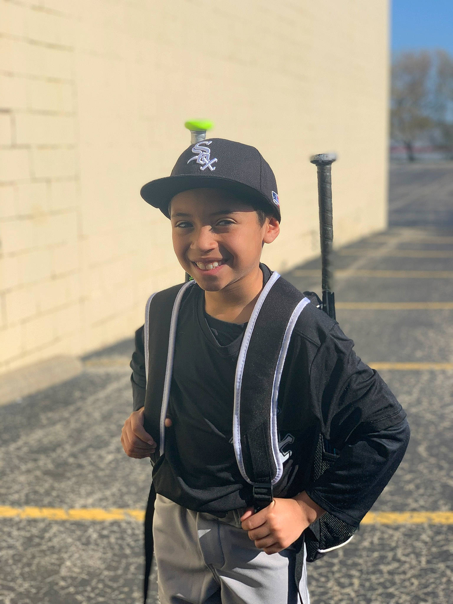 Donald is registered to the contest to win money with this photo: cap, cool, headgear, joy, person, photography, t_shirt