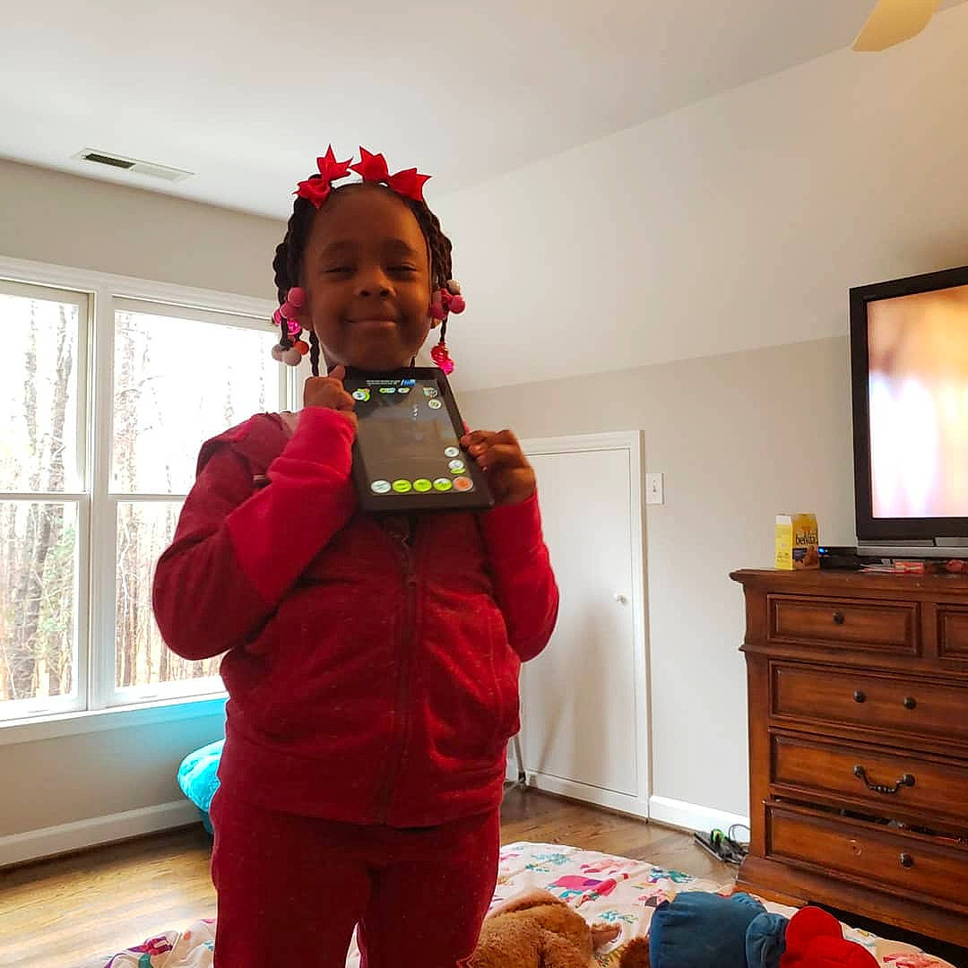 Patience is registered to the contest to win money with this photo: christmas, costume, food, house, joy, party, person, photography, room, selfie