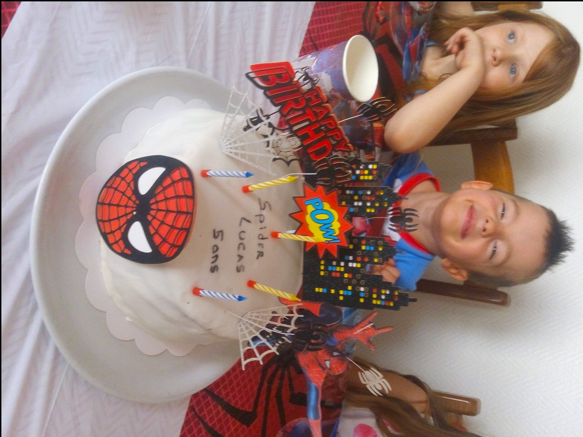 Lucas a rejoint le concours — aidez-le/la à gagner de superbes lots ! animation, art, automotive_wheel_system, carmine, child, circle, dessert, eyewear, fashion_accessory, fun, graphic_design, machine, musical_instrument, pattern, person, personal_protective_equipment, recreation, room, smile, toy