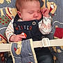 Matheo a rejoint le concours — aidez-le/la à gagner de superbes lots ! baby, baby_products, child, product, toddler