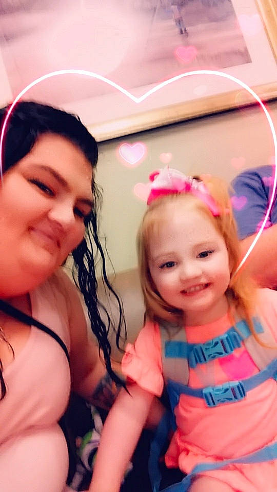 Kaidence is registered to the contest to win money with this photo: baby, cheek, child, ear, face, fun, hair_accessory, happy, headband, joy, person, photography, pink, play, selfie, sibling, skin, smile, toddler