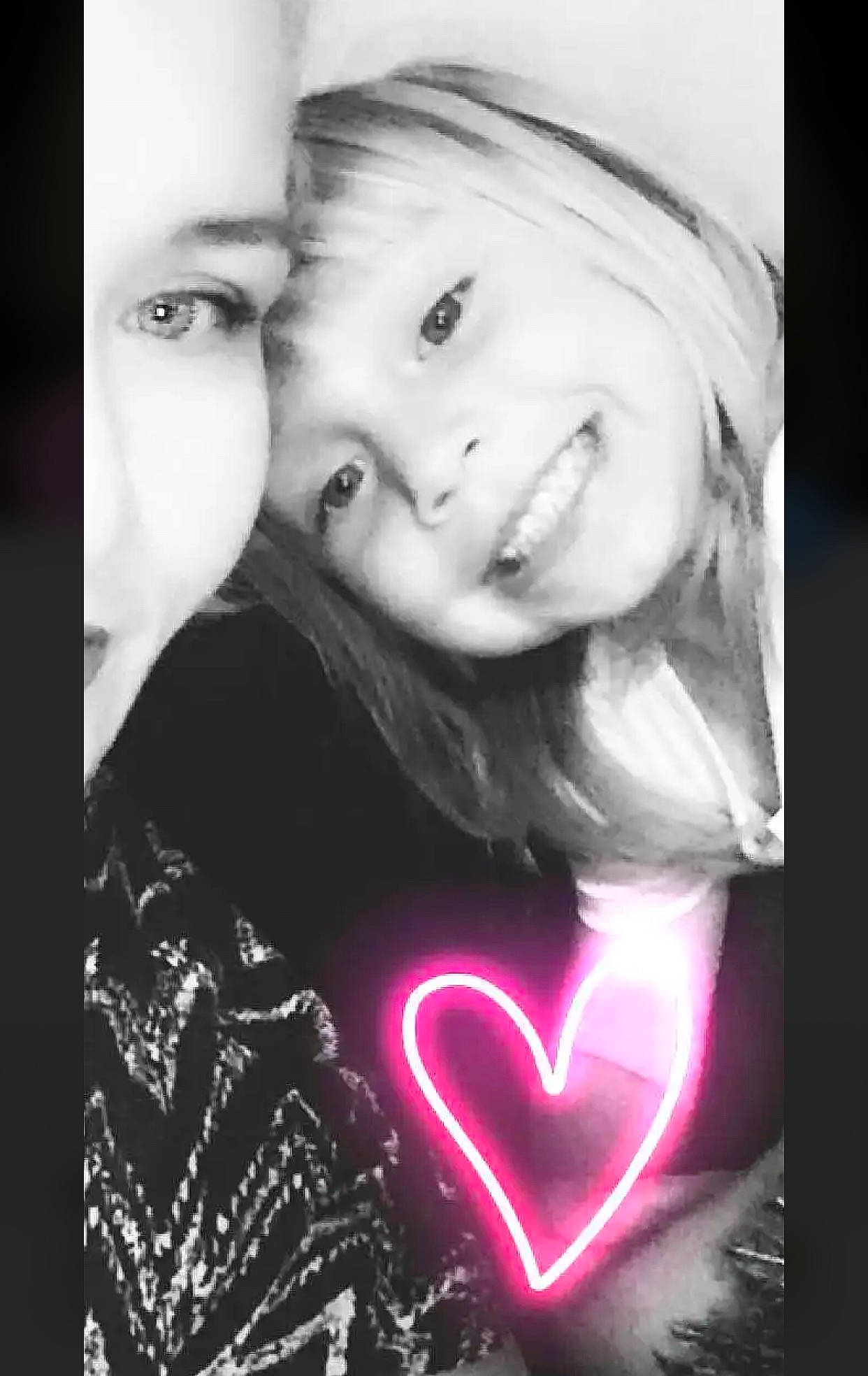 Taylor joined the competition — help win amazing prizes! art, beauty, black, cool, eye, eyelash, flash_photography, happy, joy, lip, long_hair, mouth, organ, person, photo_caption, photograph, picture_frame, selfie, smile, snapshot