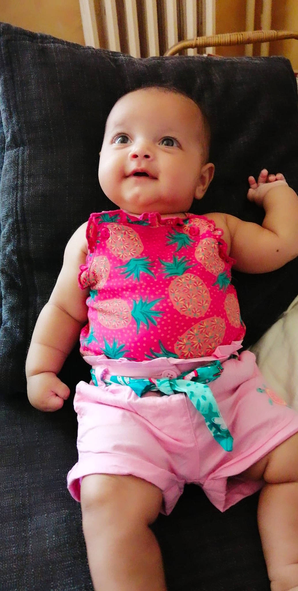 Maëla a rejoint le concours — aidez-le/la à gagner de superbes lots ! baby, baby_products, baby_toddler_clothing, beauty, cheek, child, person, pink, sitting, skin, toddler