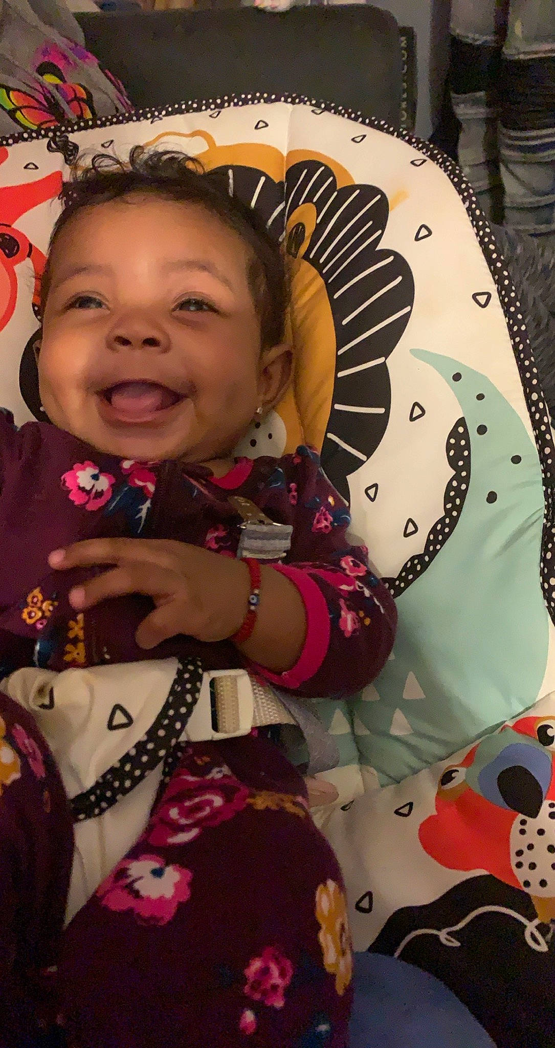 Nêhlani is registered to the contest to win money with this photo: art, carmine, cheek, circle, costume, event, eyelash, fashion_accessory, fun, hairstyle, happy, head, human, jewellery, lip, mouth, pattern, person, pink, smile