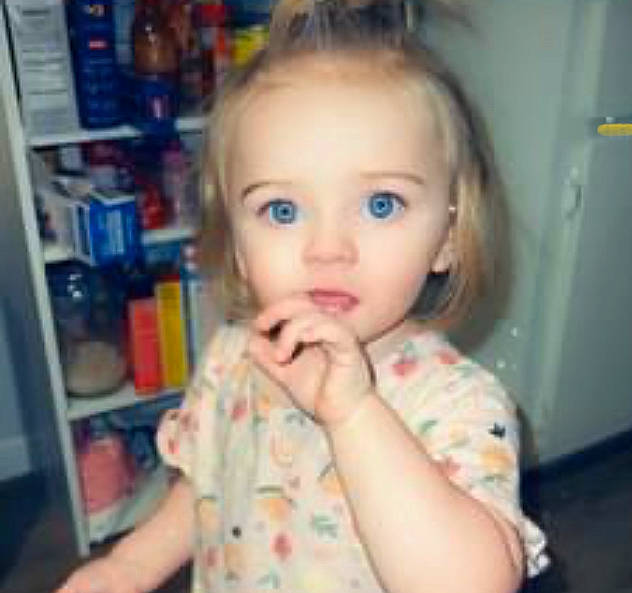 Haisley is registered to the contest to win money with this photo: blond, cheek, ear, eyelash, forehead, fun, gesture, hair, hairstyle, happy, iris, lip, mouth, nose, person, room, shelf, shelving, skin, thumb