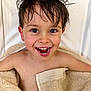 Lyam a rejoint le concours — aidez-le/la à gagner de superbes lots ! bare_chest, bath_time, big_eyes, child, closeup, cute, face, happy, indoors, joyful, laughing, playful, portrait, skin, smiling, teeth, toddler, towel, towel_wrap, wet_hair