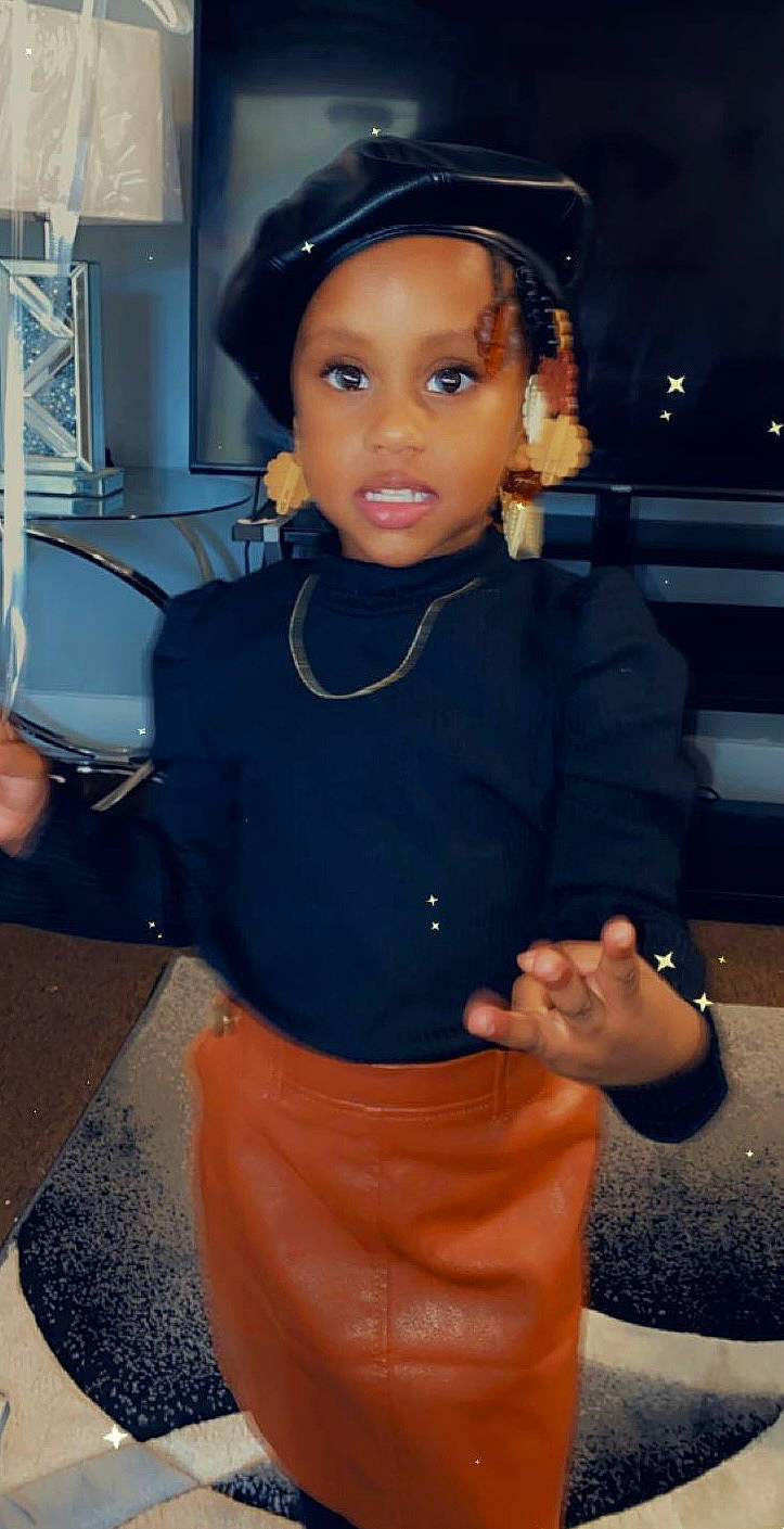 Layla joined the competition — help win amazing prizes! black_hair, cap, denim, electric_blue, eyewear, fashion_accessory, fashion_design, flash_photography, hairstyle, headgear, headwear, jewellery, joint, lip, neck, person, shoulder, sleeve, t_shirt, trunk