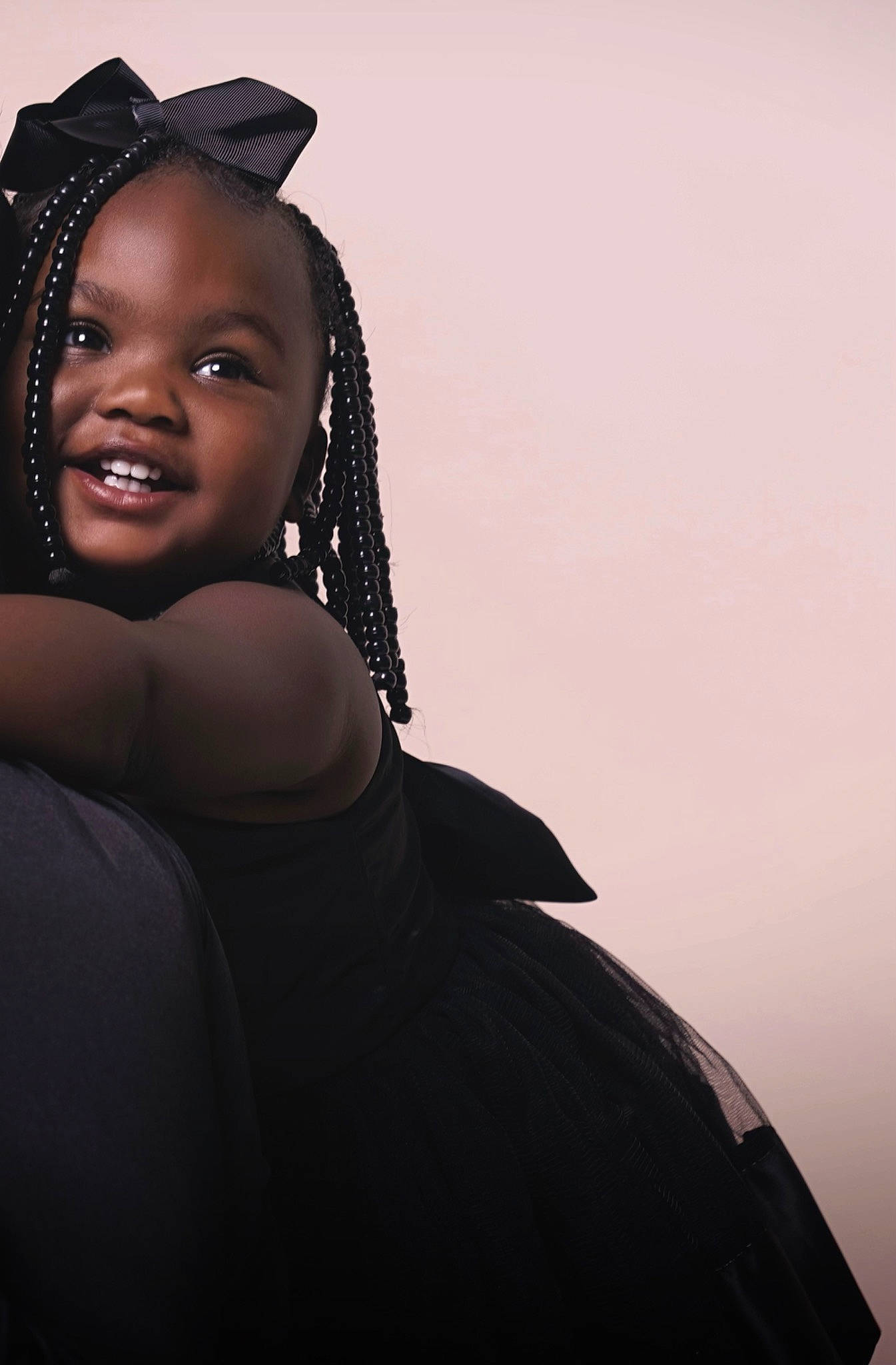 Anyla is registered to the contest to win money with this photo: darkness, dress, fashion_accessory, fashion_design, flash_photography, formal_wear, gesture, happy, headpiece, jewellery, laugh, magenta, monochrome, monochrome_photography, photo_shoot, portrait, portrait_photography, sitting, smile, tradition