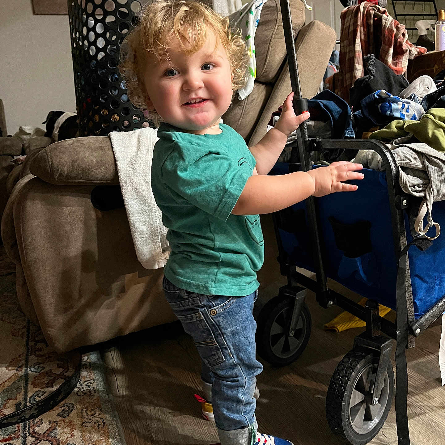 Maddox is registered to the contest to win money with this photo: accessories, alloywheel, ankle, architecture, backpack, bag, baseball, baseballcap, baseballglove, bed, blonde, bodypart, boot, boy, building, cap, car, carriage, carwheel, chair