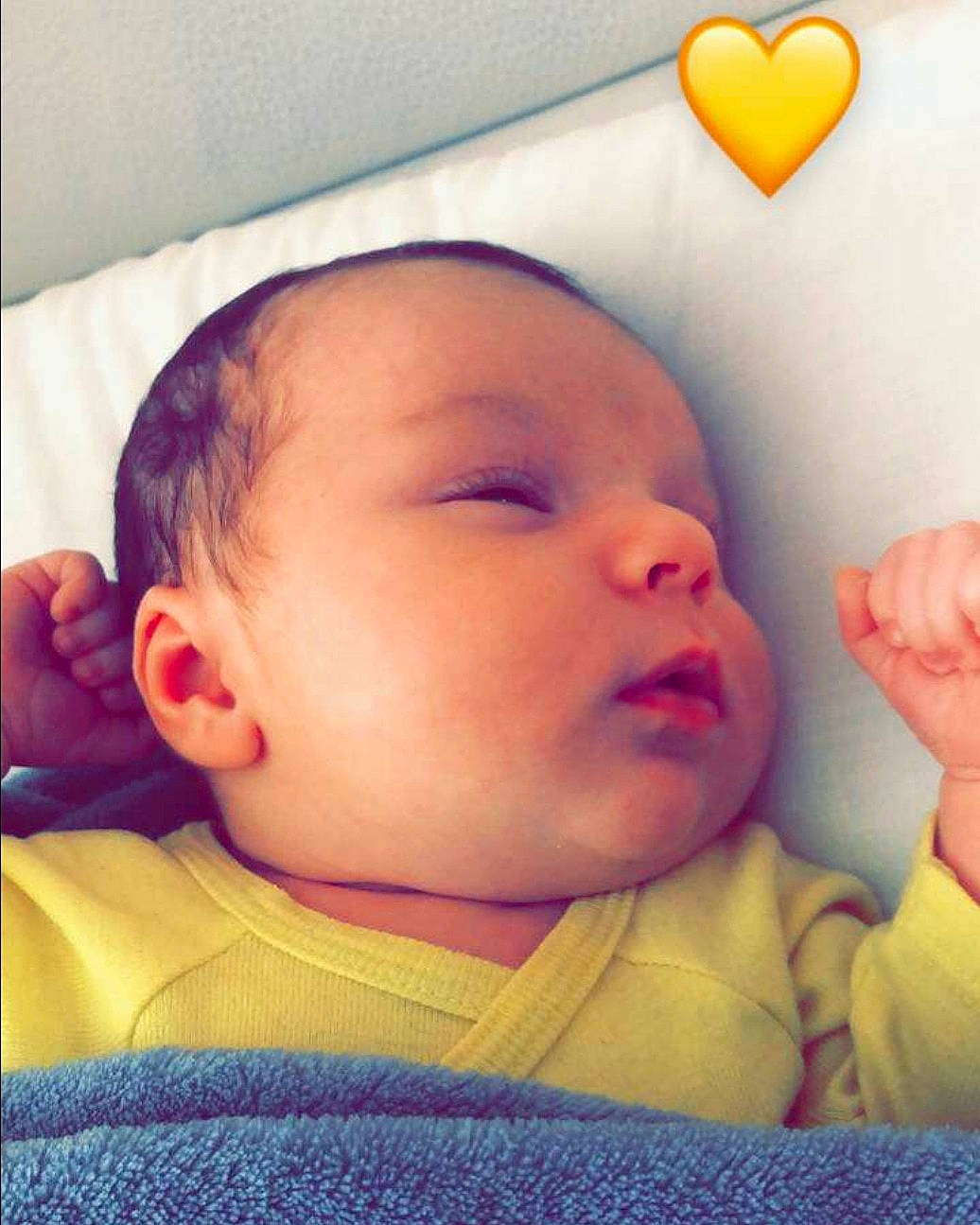 Cameron participe au concours pour gagner de l'argent avec cette photo : baby, beauty, bedtime, cheek, child, chin, ear, eye, face, facial_expression, forehead, head, lip, mouth, nose, person, pink, skin, sleep, toddler