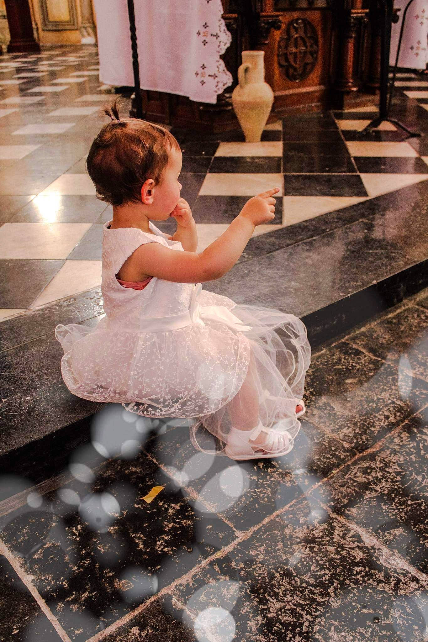 Candice a rejoint le concours — aidez-le/la à gagner de superbes lots ! beauty, black, bridal_clothing, dress, event, fashion, flash_photography, floor, flooring, fun, happy, human, light, lighting, person, photograph, snapshot, standing, sunlight, toddler