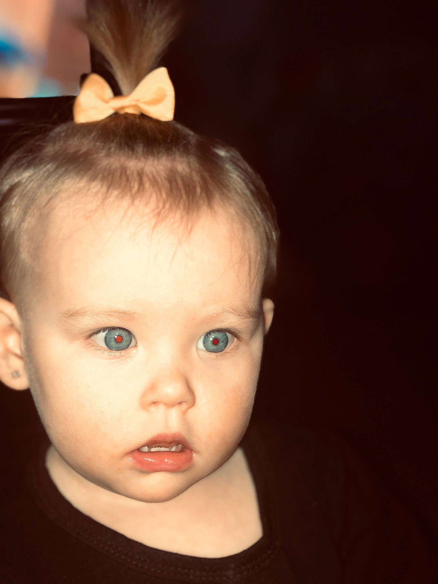 Nova is registered to the contest to win money with this photo: baby, cheek, child, chin, ear, eye, eyebrow, face, forehead, hair, hair_accessory, hairstyle, head, iris, lip, neck, nose, organ, person, skin