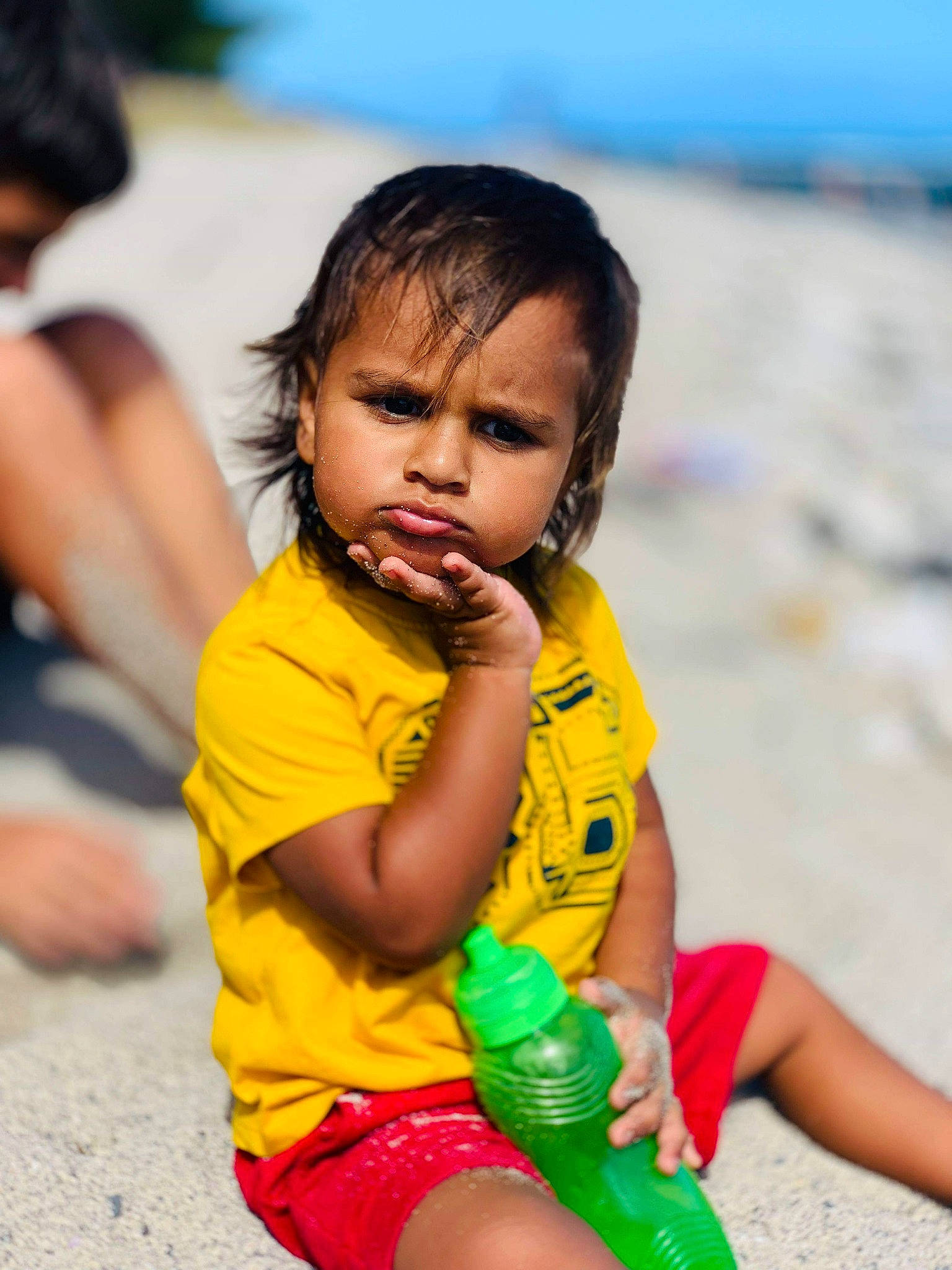 Erwan a rejoint le concours — aidez-le/la à gagner de superbes lots ! child, fun, leisure, person, photography, play, smile, sorrow, toddler, vacation