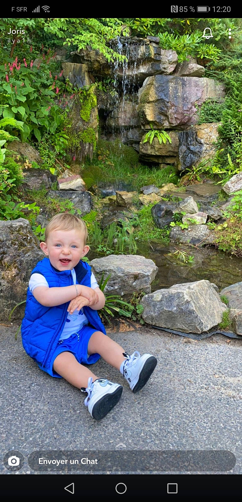 ézio participe au concours pour gagner de l'argent avec cette photo : bedrock, electric_blue, forest, fun, garden, grass, landscape, leaf, leg, leisure, natural_landscape, people_in_nature, person, plant, recreation, rock, spring, stone_wall, stream, toddler