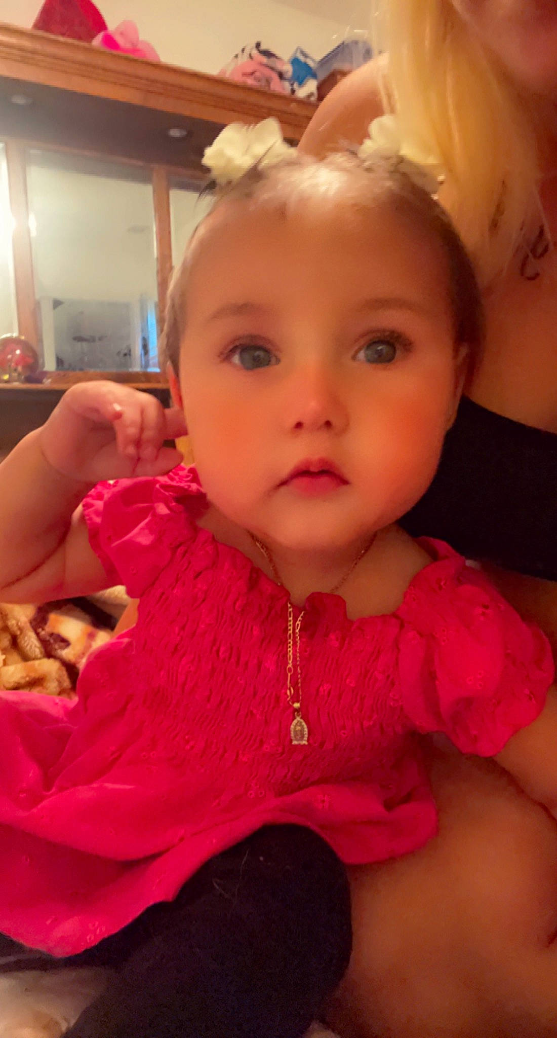 Izel is registered to the contest to win money with this photo: baby_toddler_clothing, cheek, chin, ear, eyebrow, eyelash, facial_expression, finger, forehead, happy, human, iris, lip, mouth, neck, nose, person, pink, skin, sleeve