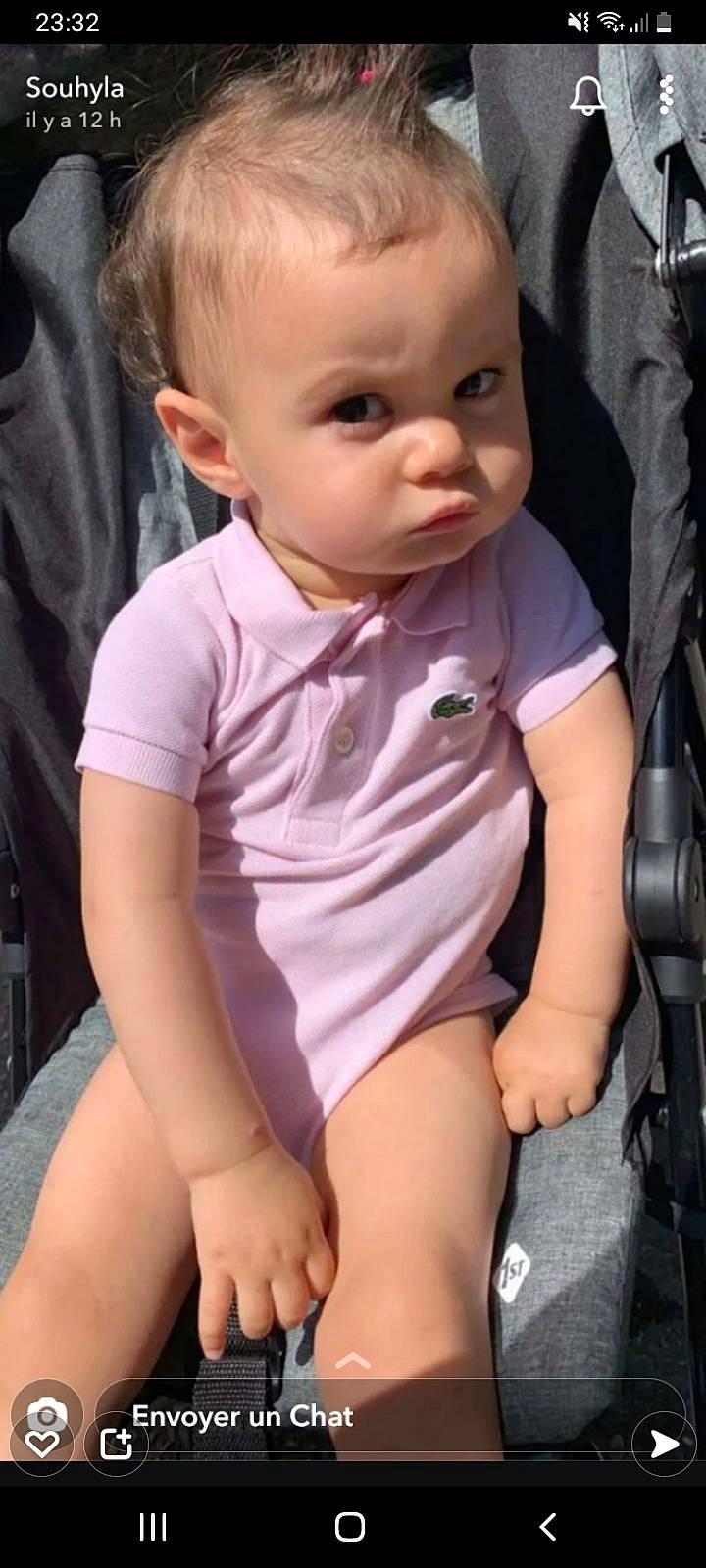 Inaya participe au concours pour gagner de l'argent avec cette photo : arm, baby, baby_toddler_clothing, cheek, chin, eye, eyebrow, finger, human, iris, joint, lip, mouth, muscle, neck, nose, person, pink, shoulder, skin