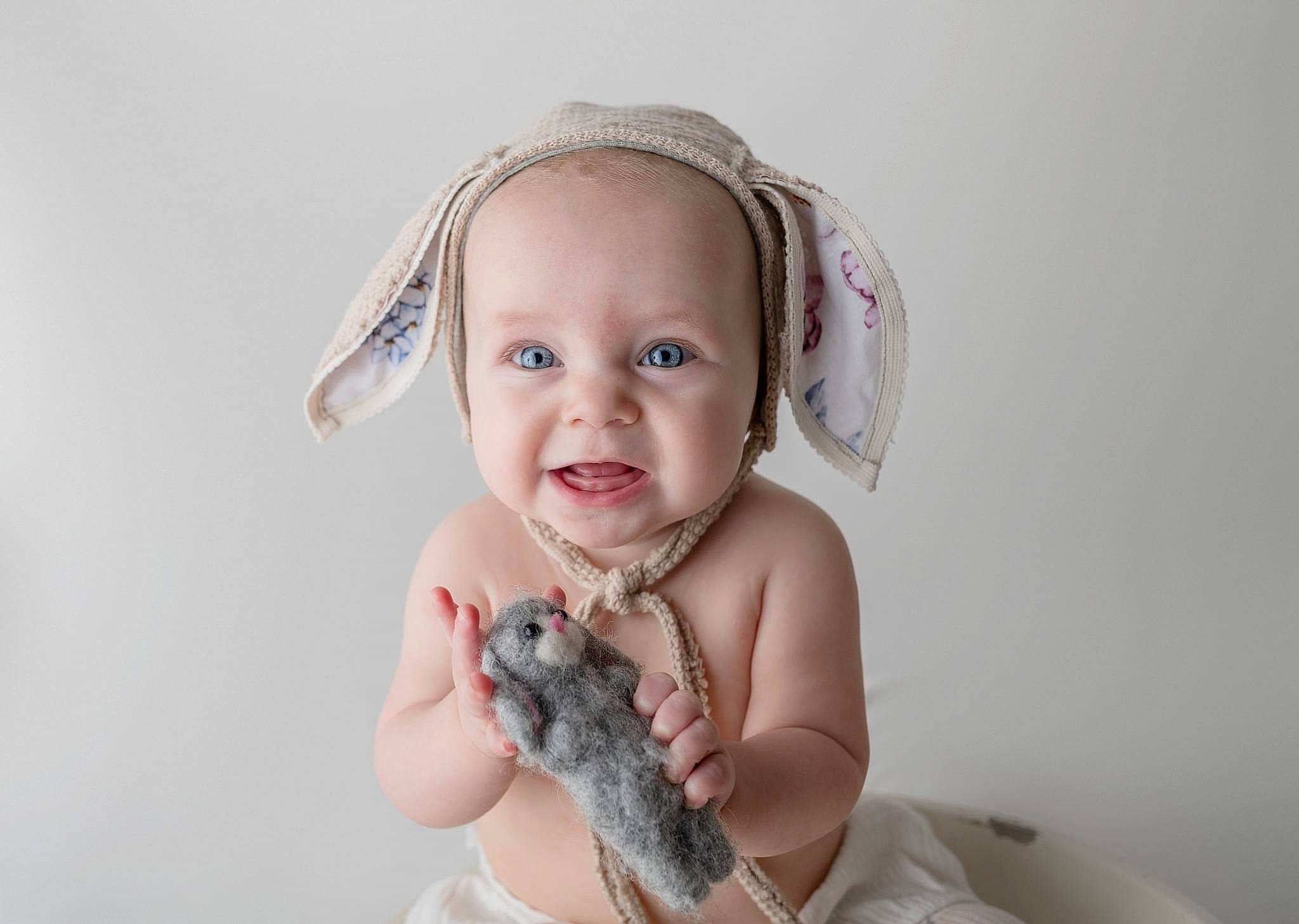 Sofia is registered to the contest to win money with this photo: baby_toddler_clothing, child, close_up, ear, eyelash, fashion_accessory, finger, flash_photography, gesture, hair_accessory, happy, headpiece, jewellery, nail, pattern, person, skin, sleeve, smile, thumb