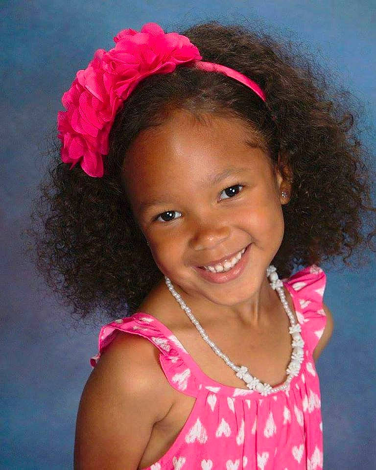 Dejah is registered to the contest to win money with this photo: black_hair, brown_hair, cheek, child, child_model, fashion_accessory, forehead, fun, girl, hair, hair_accessory, hair_coloring, hairstyle, happiness, headband, headgear, headpiece, joy, person, pink