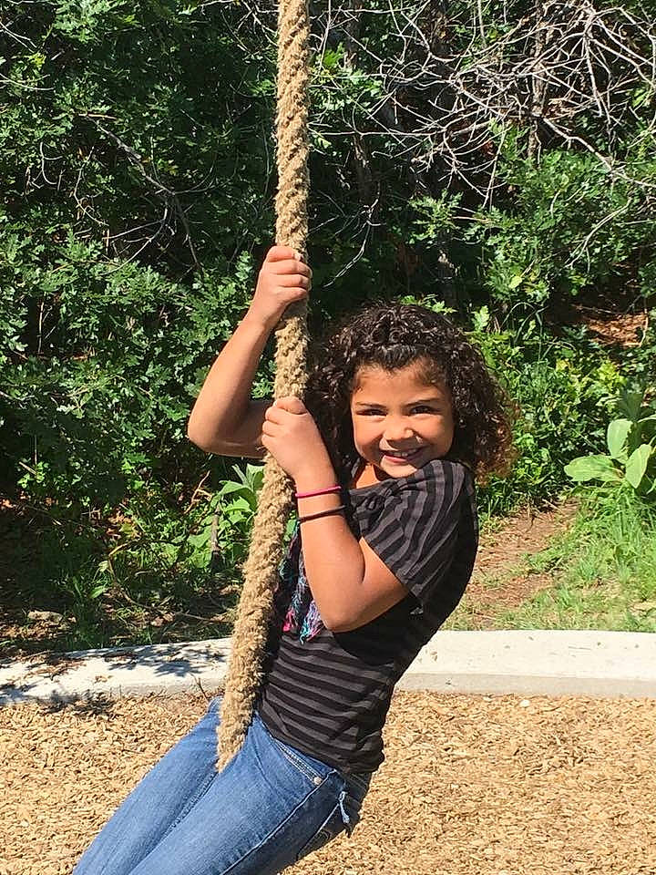 Heaveneiya is registered to the contest to win money with this photo: joy, person, plant, rope, rope_climbing, tree