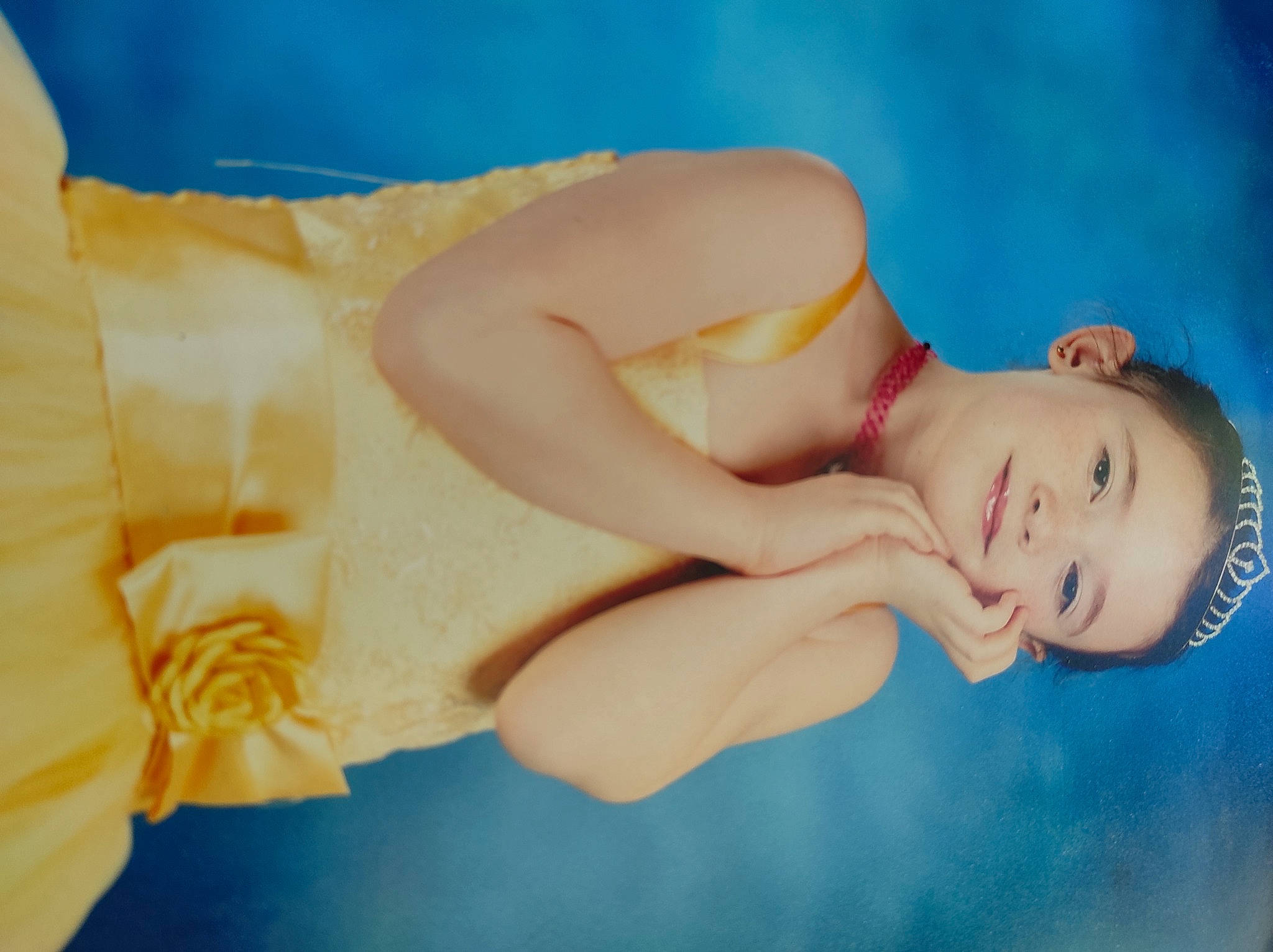 Noëlla participe au concours pour gagner de l'argent avec cette photo : abdomen, arm, art, art_model, barechested, chest, elbow, flash_photography, flesh, happy, human_body, human_leg, joy, lip, muscle, neck, painting, person, shoulder, skin