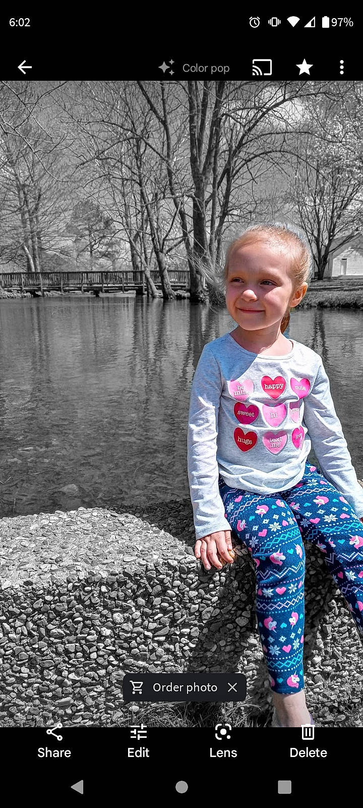 Kairi is registered to the contest to win money with this photo: baby_toddler_clothing, child, denim, electric_blue, face, fun, grass, happy, human_body, joy, lake, leisure, pattern, people_in_nature, person, plant, sleeve, smile, t_shirt, toddler
