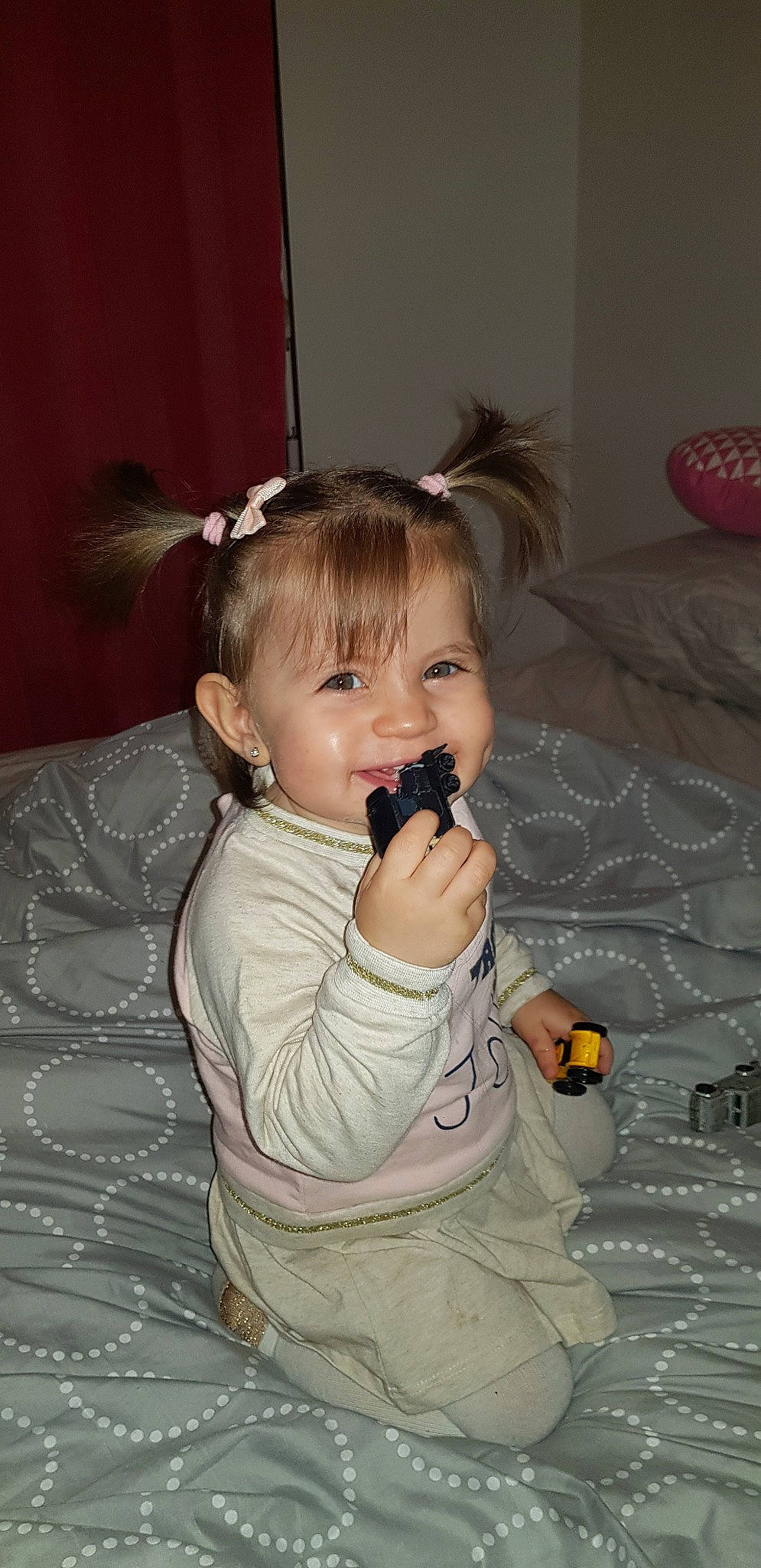 Camille a rejoint le concours — aidez-le/la à gagner de superbes lots ! baby, cheek, child, eye, mouth, person, toddler